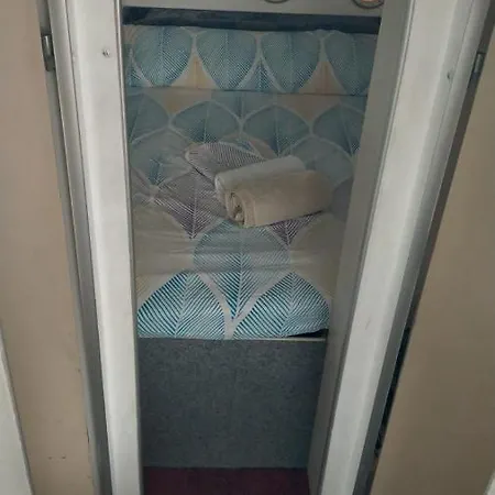 Barco Lucky * Sant Adrià de Besòs