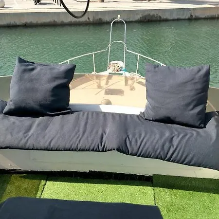 Botel Barco Lucky Sant Adria de Besos